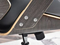 Designerski fotel do biura FRANK dąb palony-czarny - charakterystyczne detale